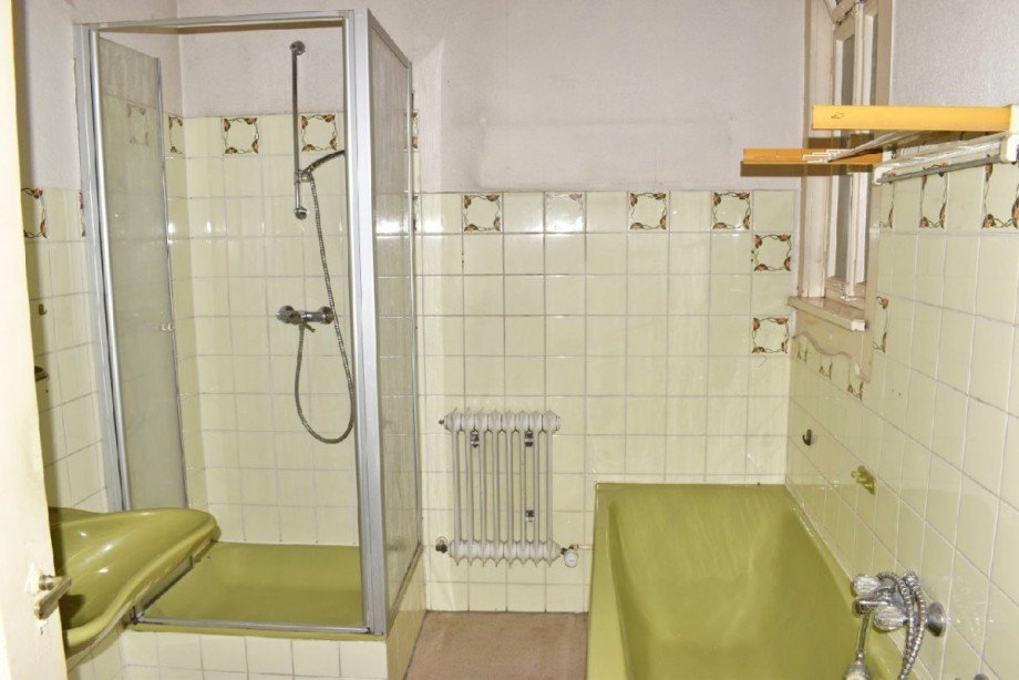 Badezimmer im Erdgeschoss Mehrfamilienhaus Ulm