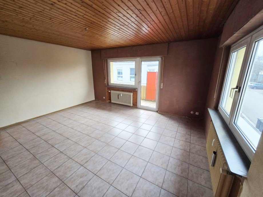 Wohnzimmer OG Mehrfamilienhaus Eppelheim