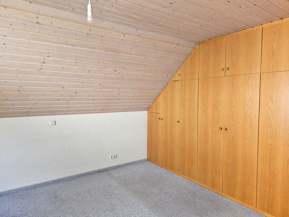 Zimmer Doppelhaush�lfte Walldorf