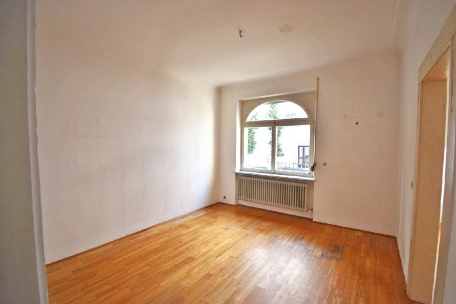 Zimmer im Erdgeschoss Mehrfamilienhaus Ulm