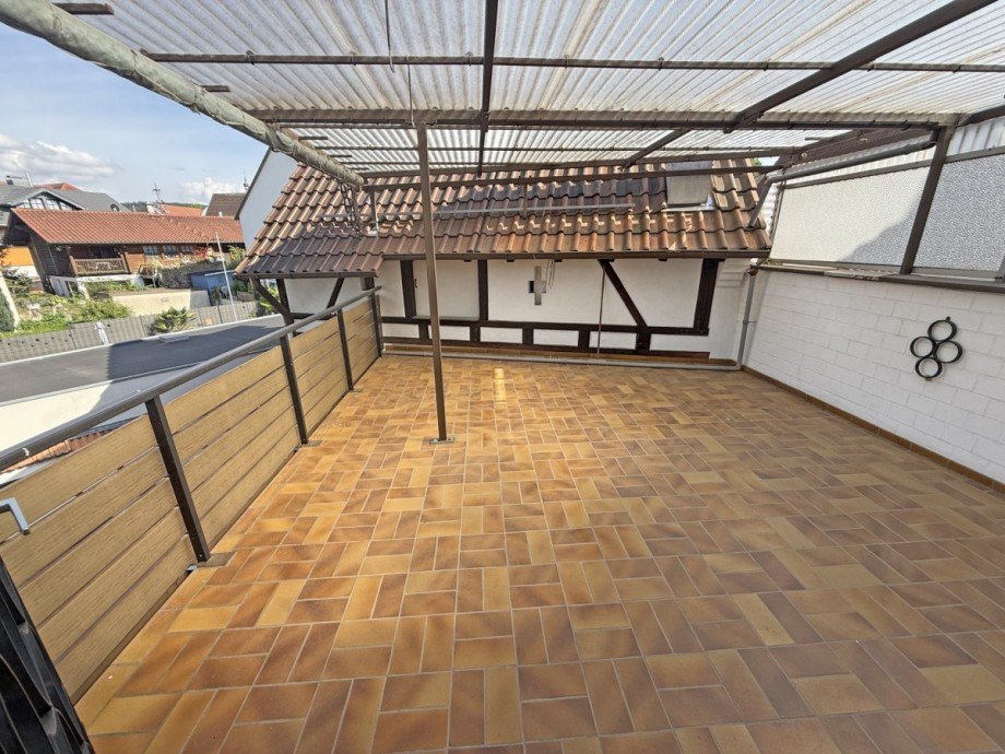 Grosse Balkon-Terrasse Einfamilienhaus Dielheim