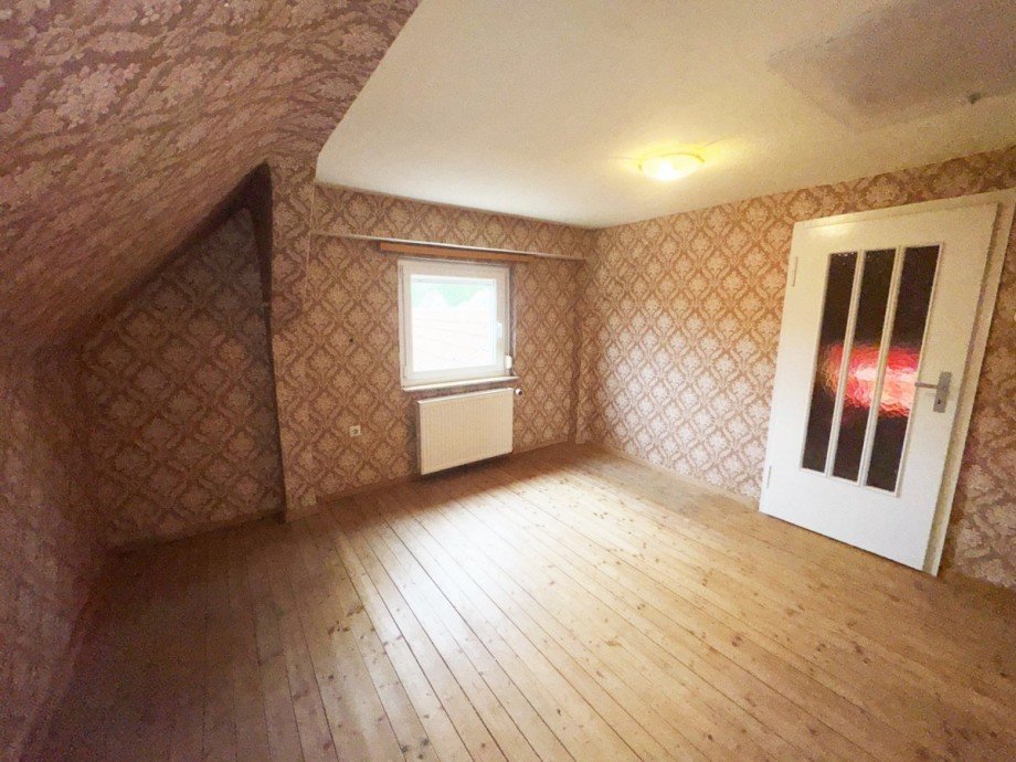 Zimmer DG Zweifamilienhaus Wiesloch