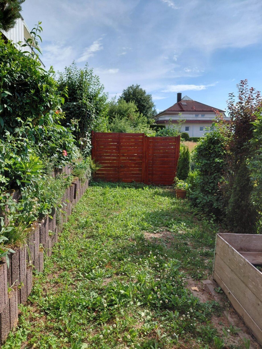 Garten Doppelhaush�lfte Dielheim