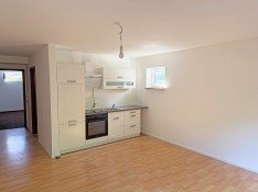 Hauptbild Bieterverfahren - 2 Raum-B�ro mit Kochzeile, Tageslichtbad, frisch renoviert - sofort frei!