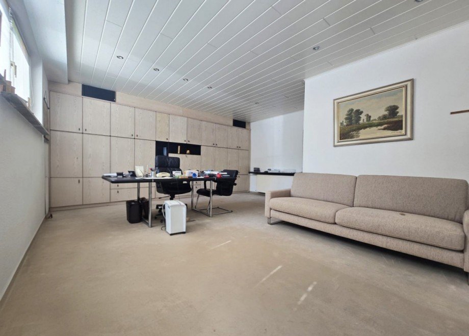 B�ro im KG Einfamilienhaus Altlu�heim