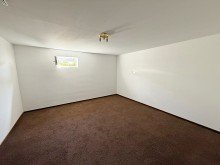 Raum 2 Lager Bieterverfahren - 2 Raum-B�ro mit Kochzeile, Tageslichtbad, frisch renoviert - sofort frei!