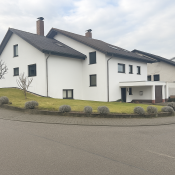 Hauptbild Zweifamilienhaus mit Mehrgenerationenpotential und gro�em, gepflegtem Garten in naturnaher Lage!