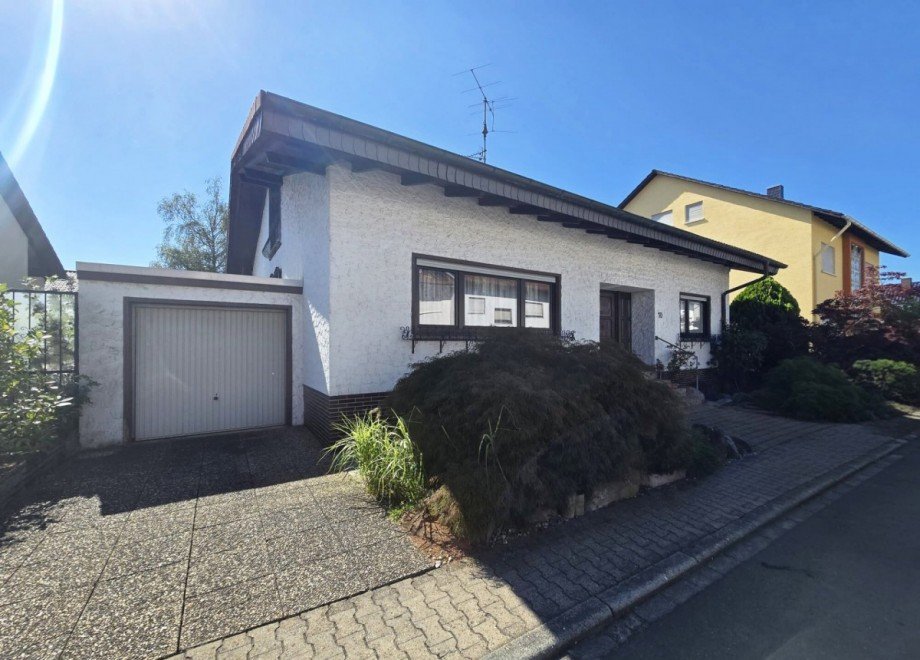 Hausansicht Einfamilienhaus Altlu�heim