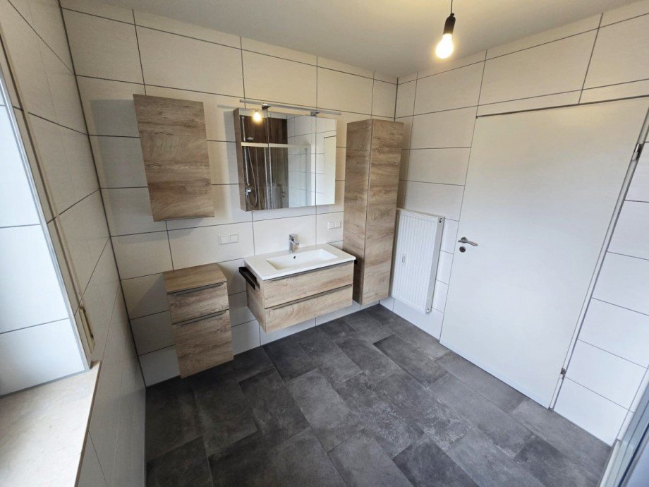 Modernes Badezimmer Etagenwohnung Dielheim