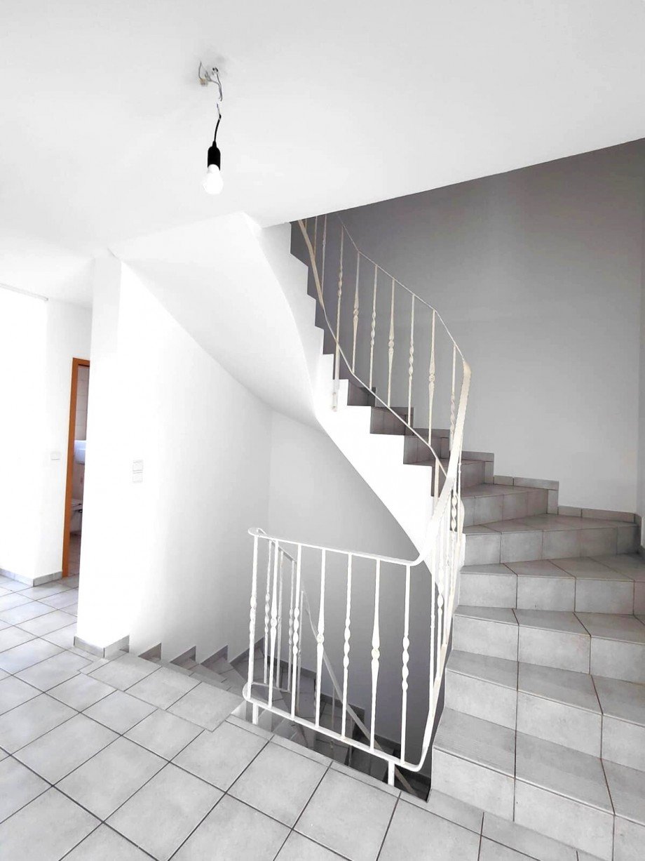 EG-Treppe Doppelhaush�lfte Dielheim